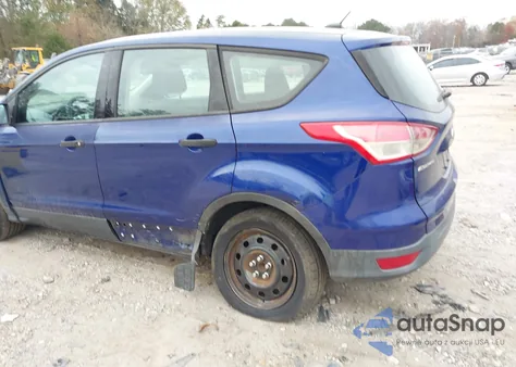 2013 Ford Escape S z USA, uszkodzony, nr VIN 1FMCU0F77DUC83240